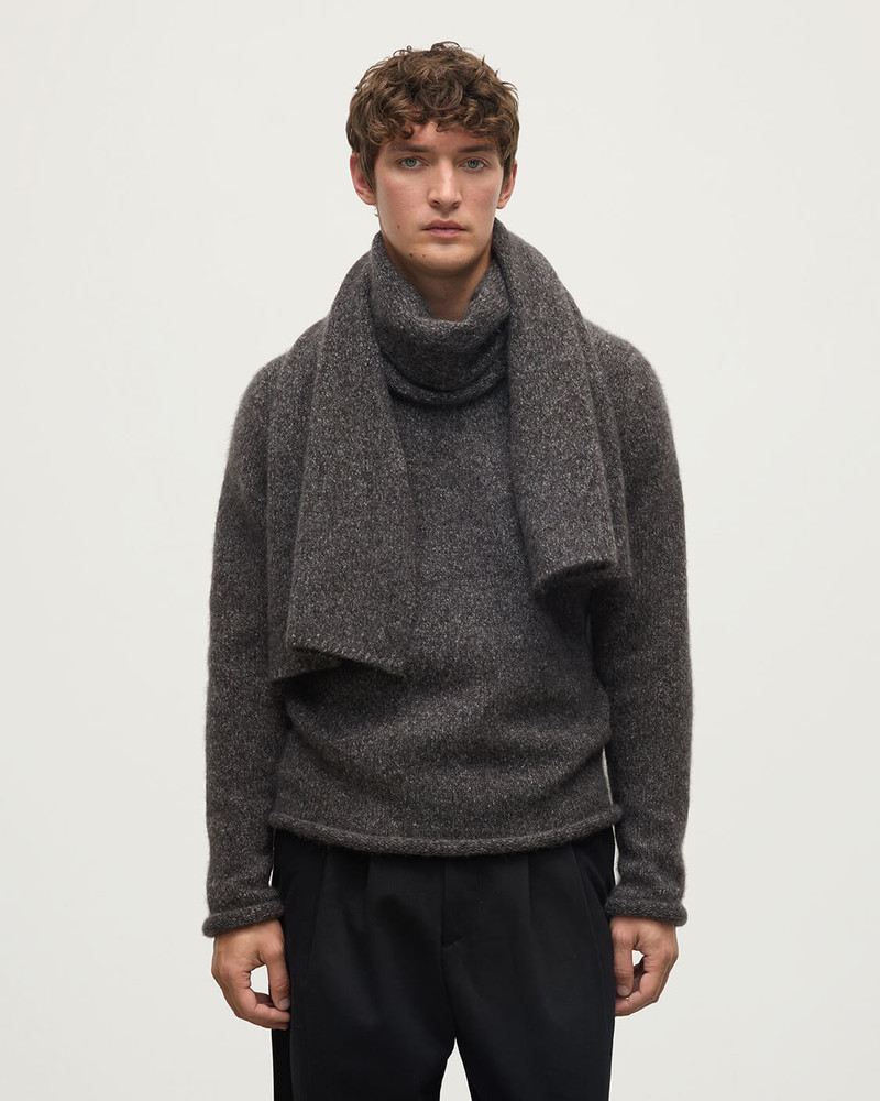 Cashmere Bouclé Grey Scarf 3