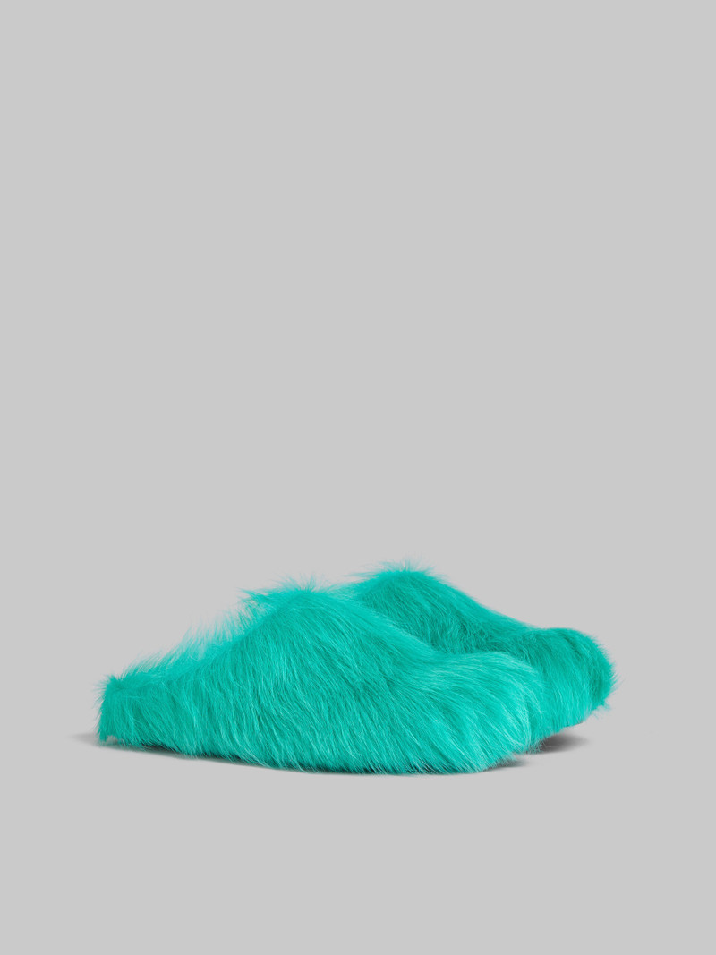 GREEN LONG-HAIR CALFSKIN FUSSBETT SABOT 2