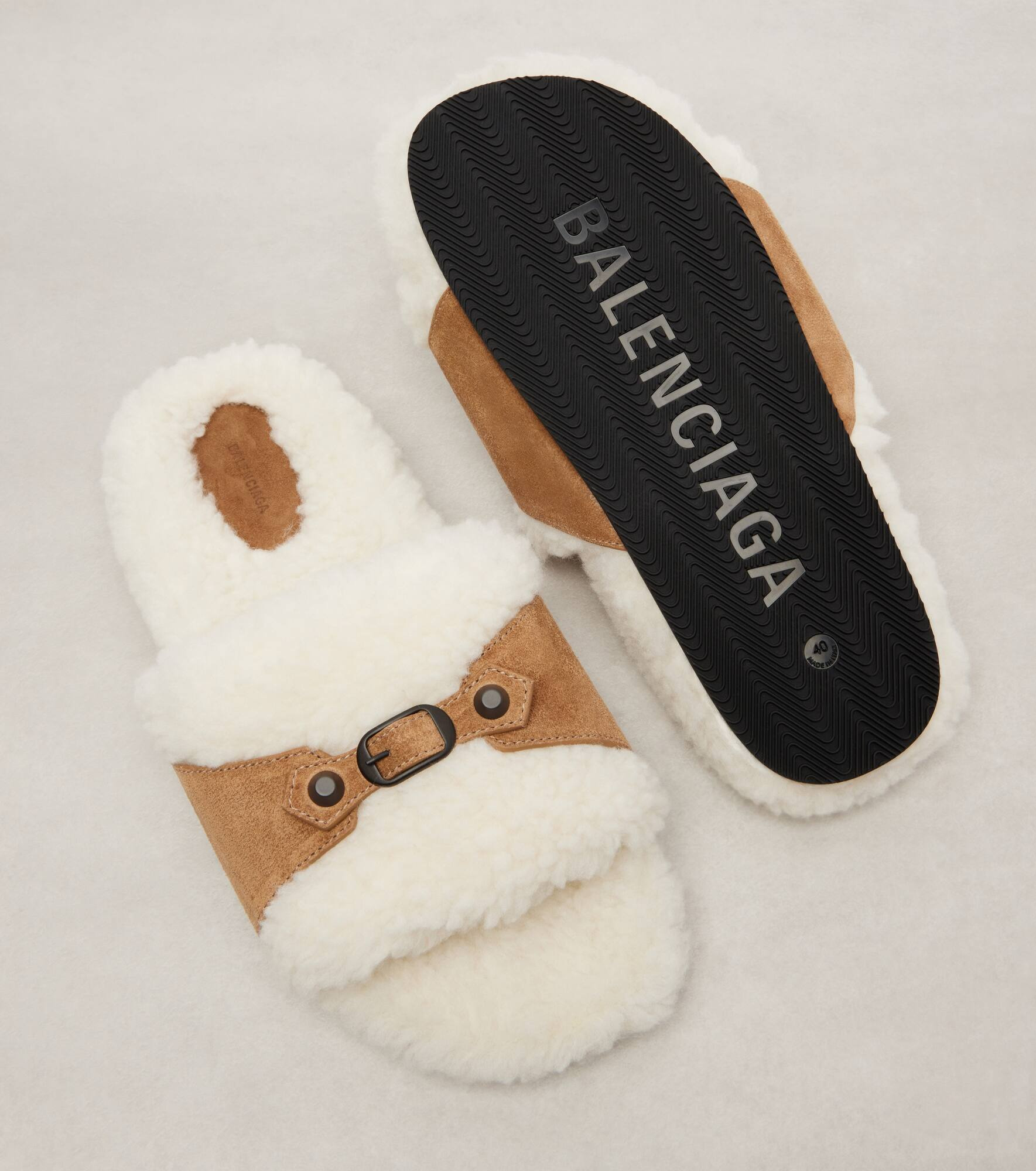 Suede slides - 5