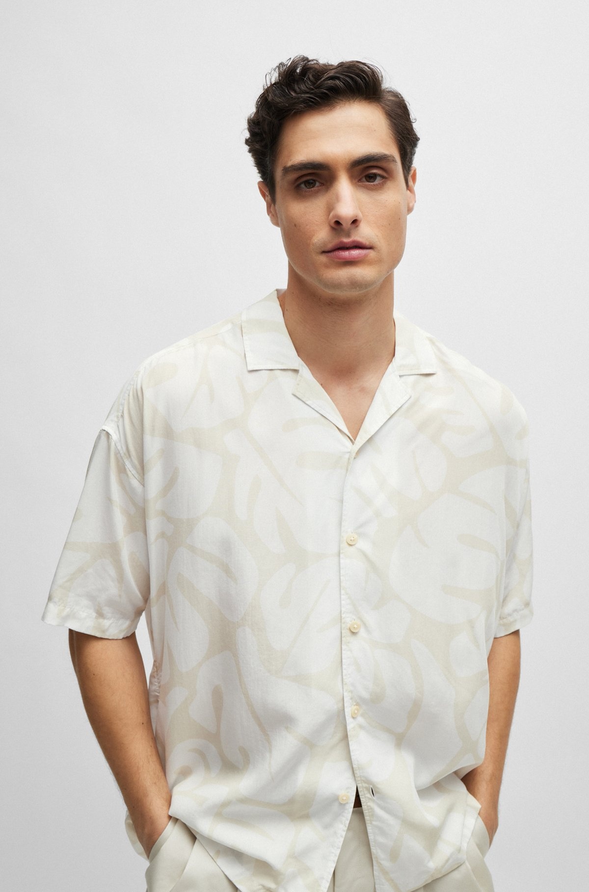 RELAXED-FIT SHIRT IN SEASONAL PRINT WITH CAMP COLLAR - 3