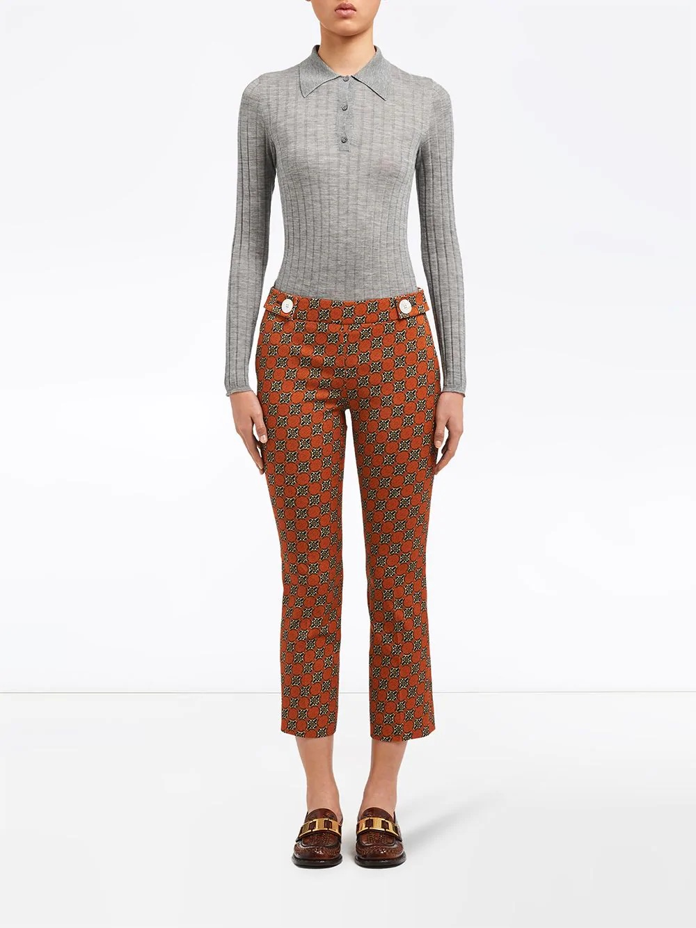 Medallion motif cropped trousers - 2