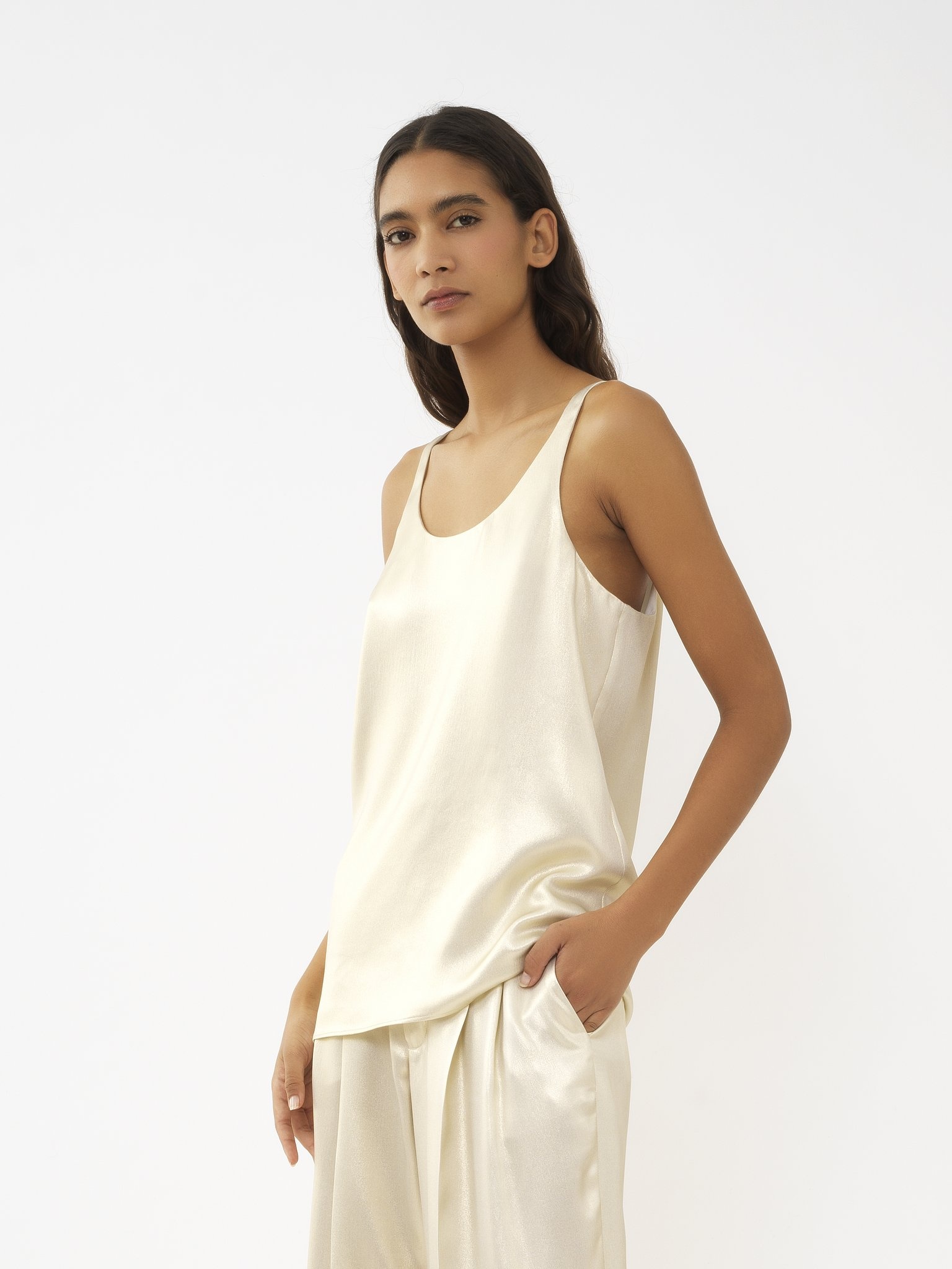 SCOOP-NECK TANK TOP - 4
