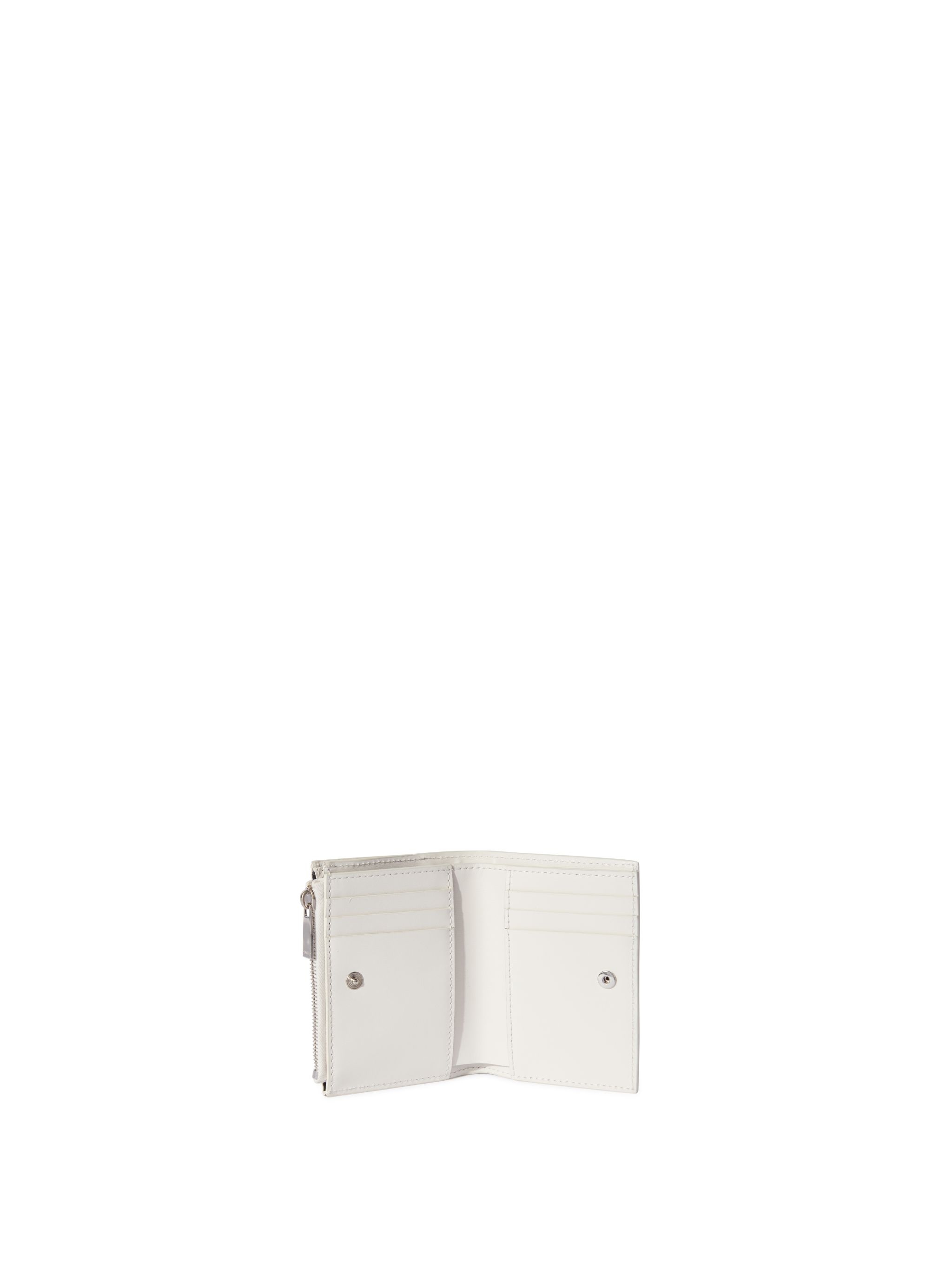 White Jitney Quote Zippered Bifold - 3