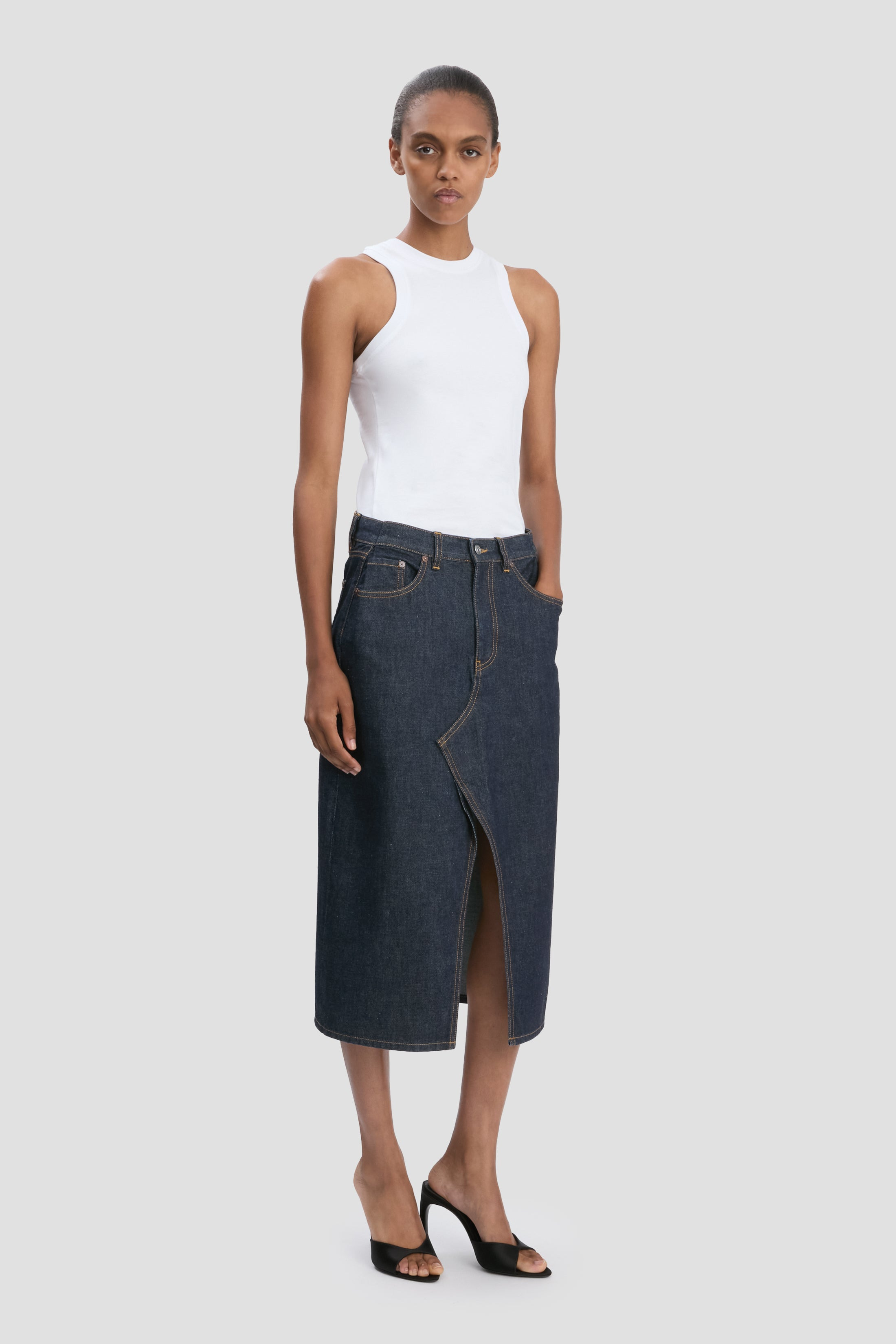 Kick Pocket Denim Skirt In Light Rinse - 3