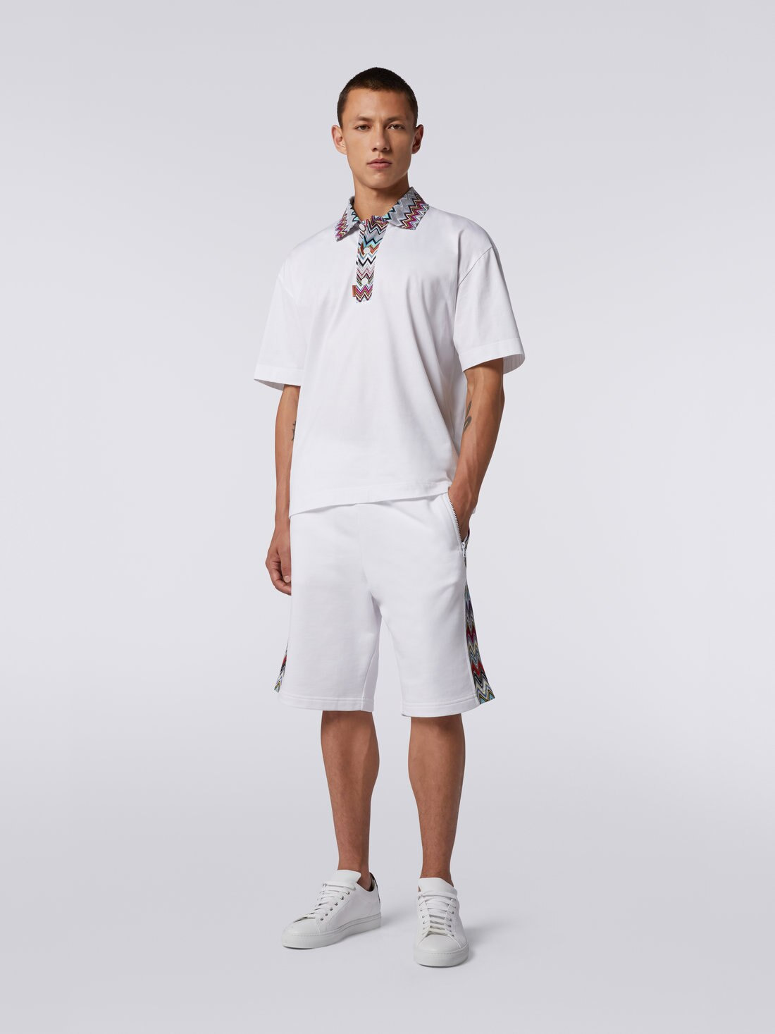 Cotton polo shirt with dégradé chevron pattern - 2