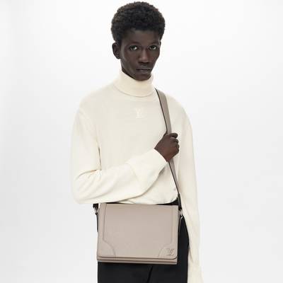 Louis Vuitton New Flap Messenger outlook