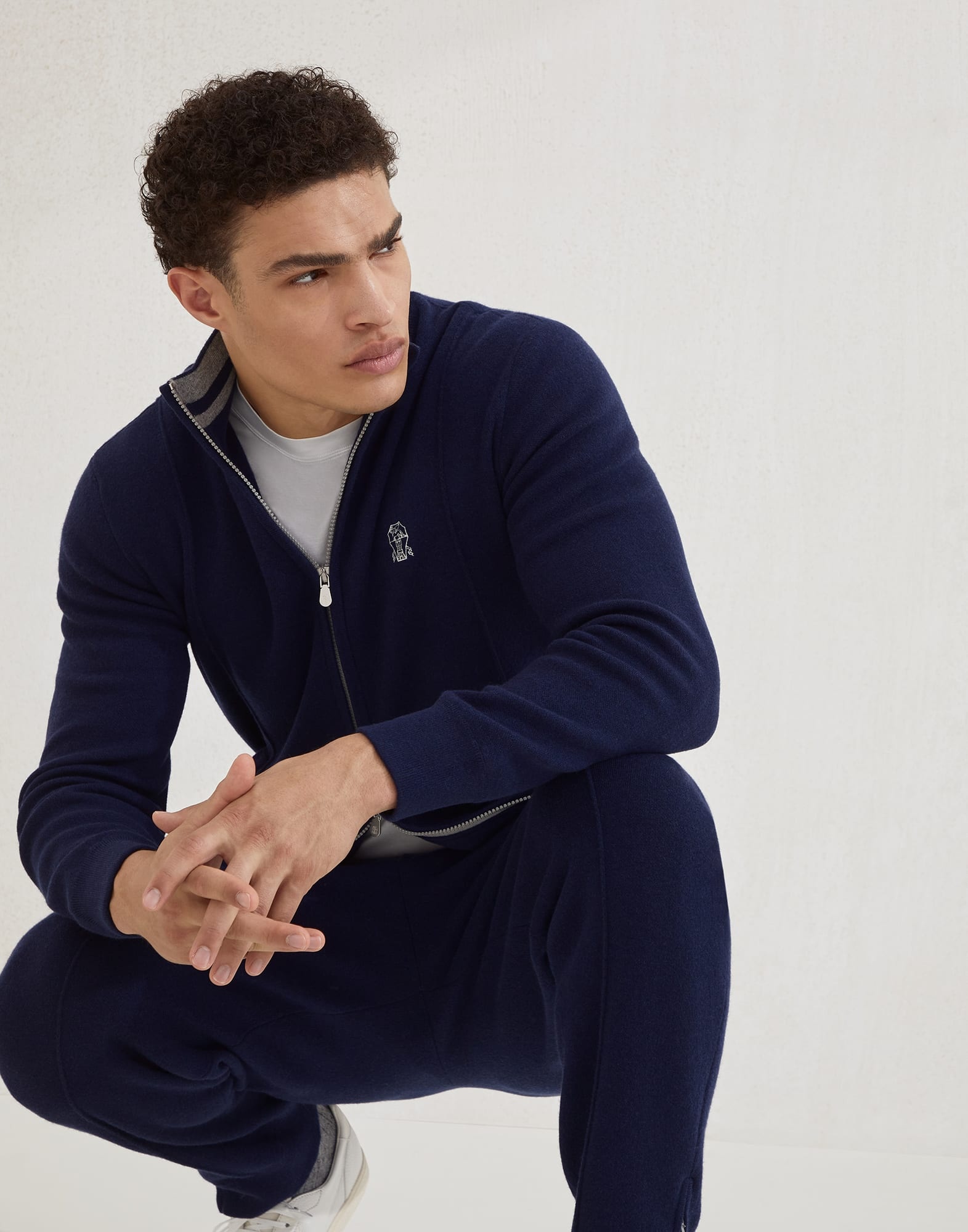 Cashmere double knit cardigan with zipper and logo - 4