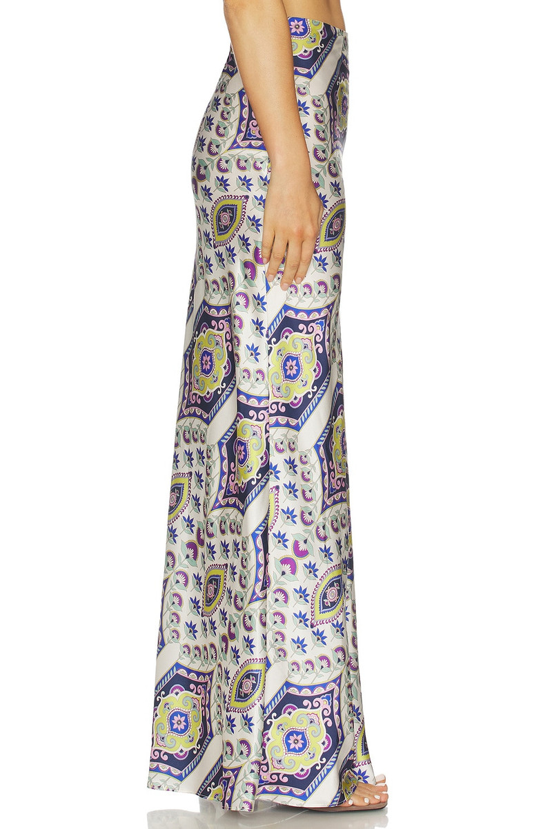 MISA Sierra Skirt outlook