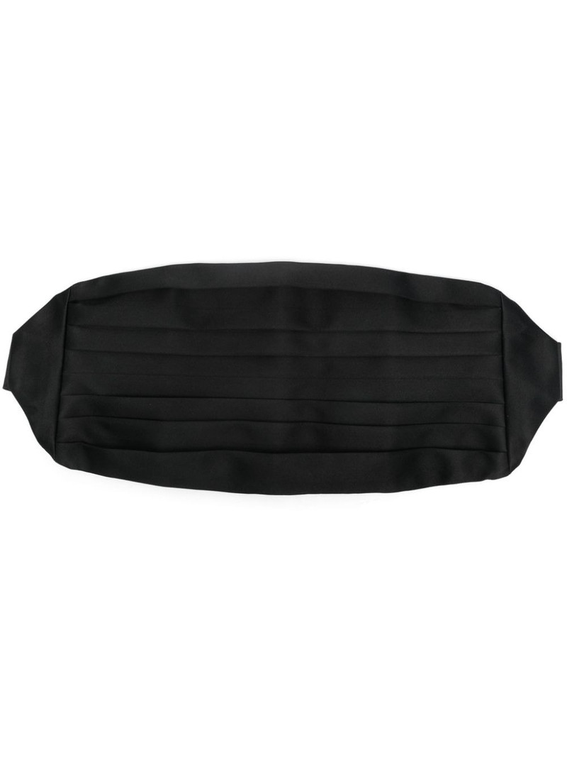 pleated cummerbund 1