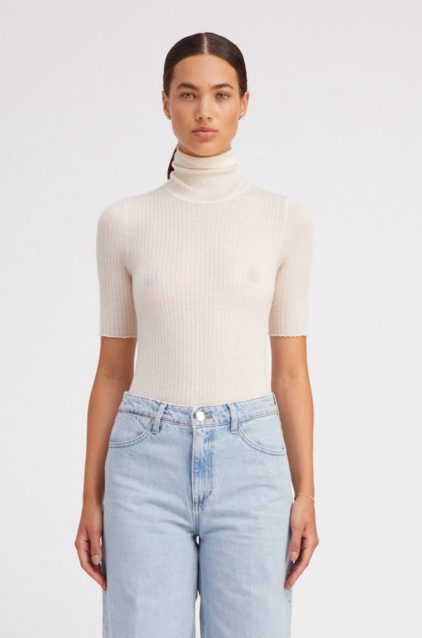 CHALK CASHMERE TURTLENECK - 6