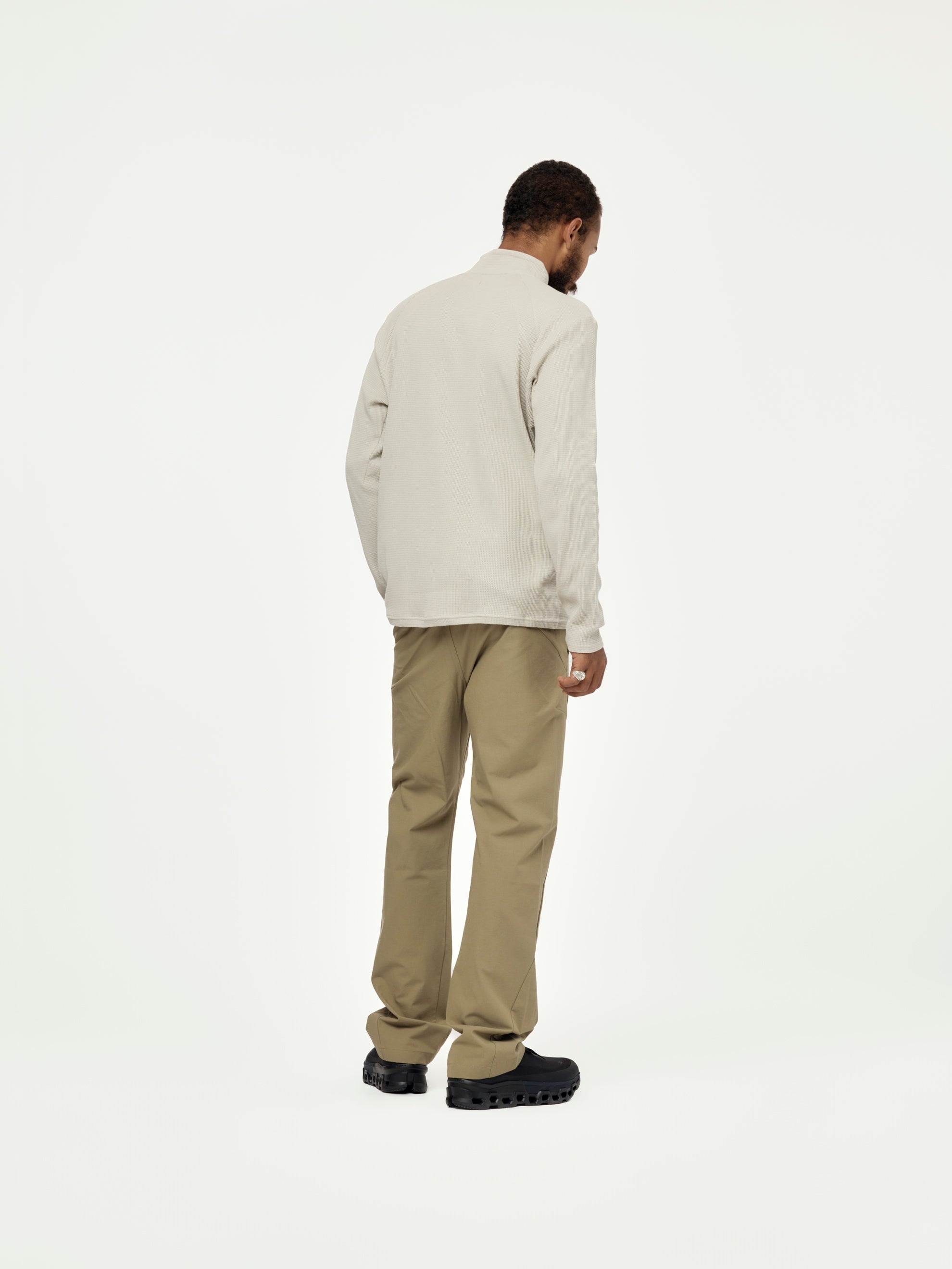 7.0 LONG SLEEVE RIGHT (WARM GREY) - 5
