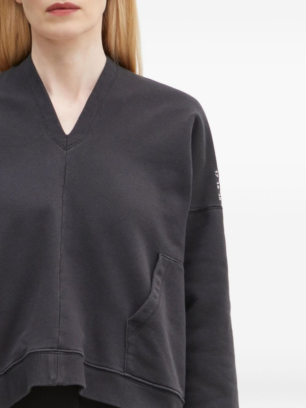 V-neck sweatshirt - 5