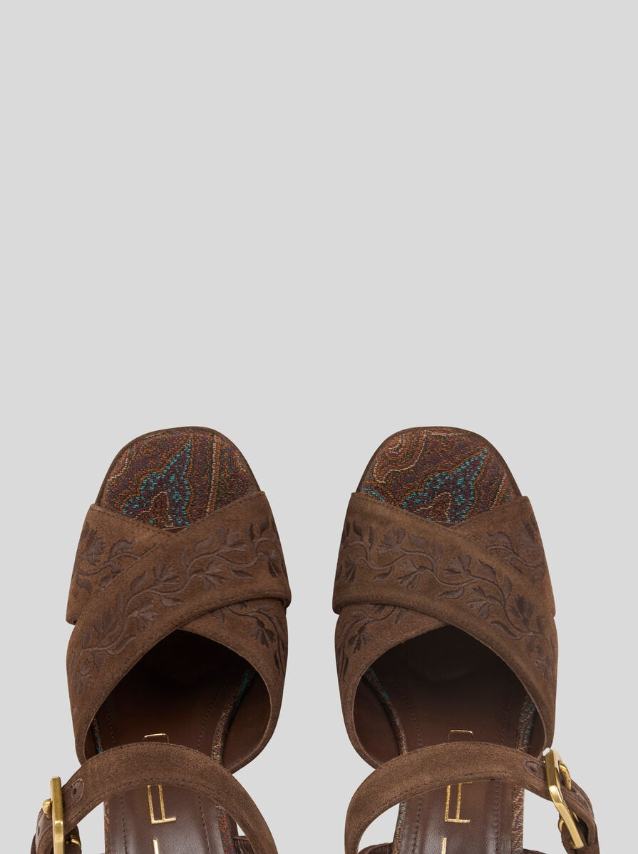 SUEDE PLATFORM SANDALS WITH EMBROIDERY - 2
