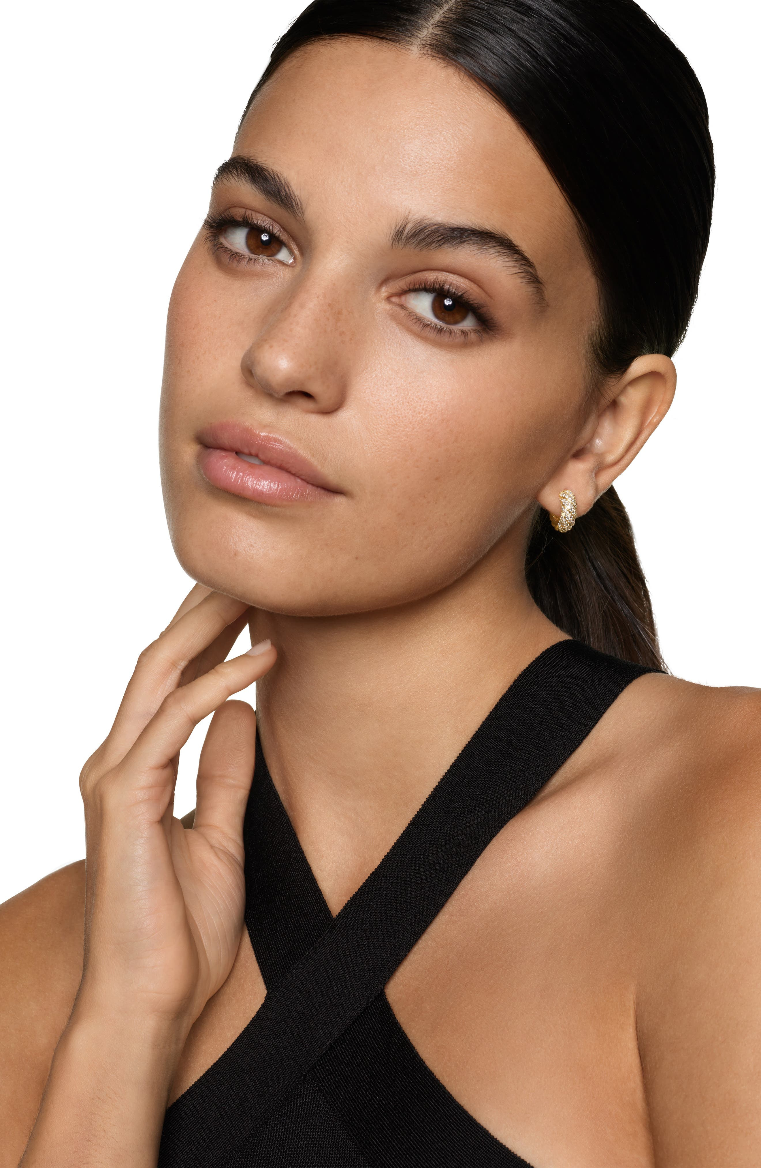 David Yurman Sculpted Cable Hoop Earrings in 18K Yellow Gold with Diamonds, 14.4mm in 18K Gold at No - 2