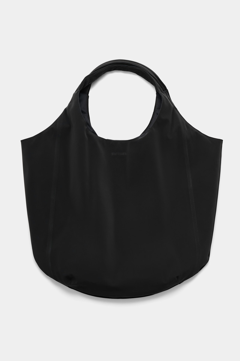 Svea Puffer Bag Matte Black 1