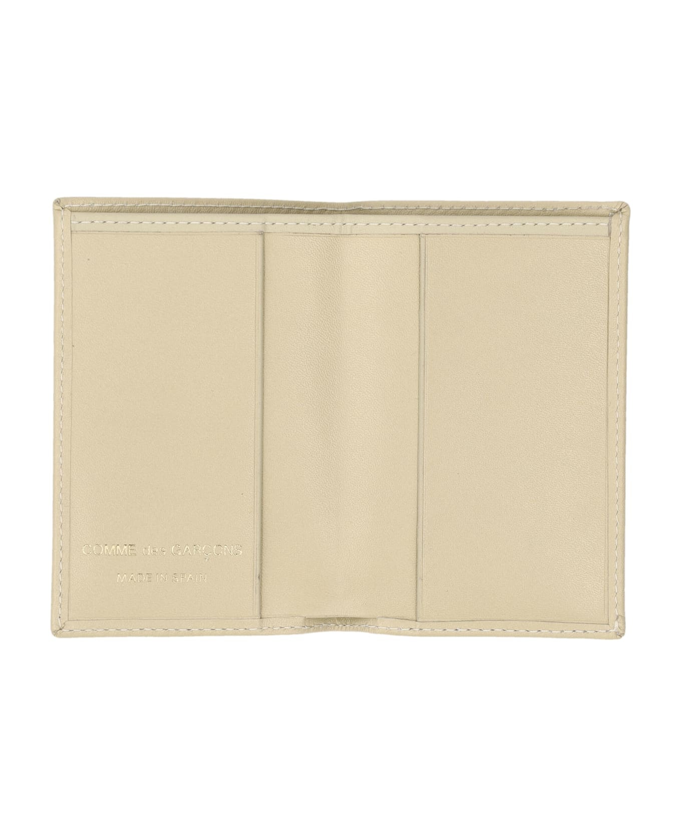 Classic Bifold Wallet - 3