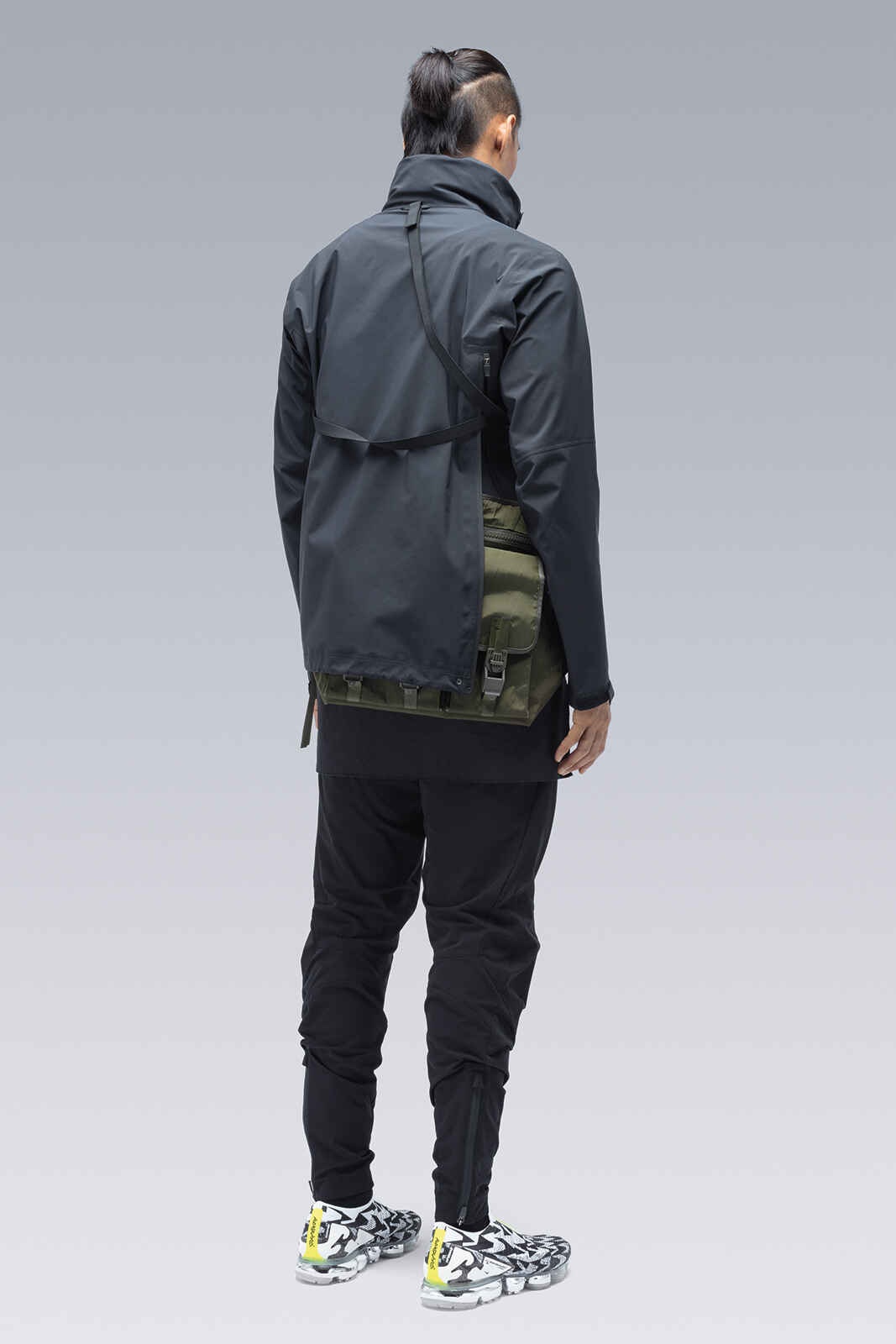 ACRONYM P10-DS Black | REVERSIBLE