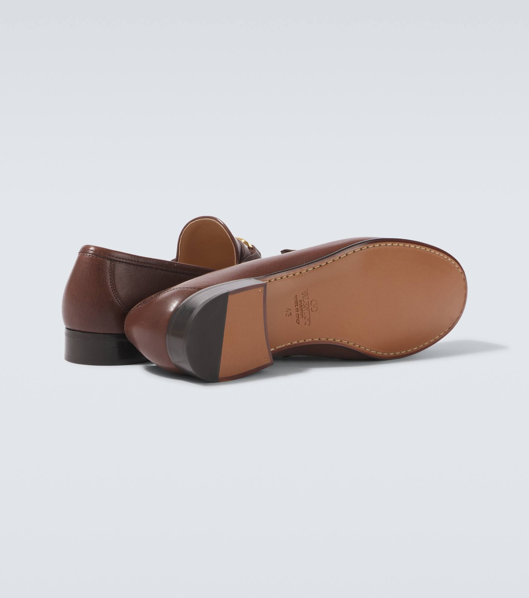 VLogo Signature leather loafers - 7