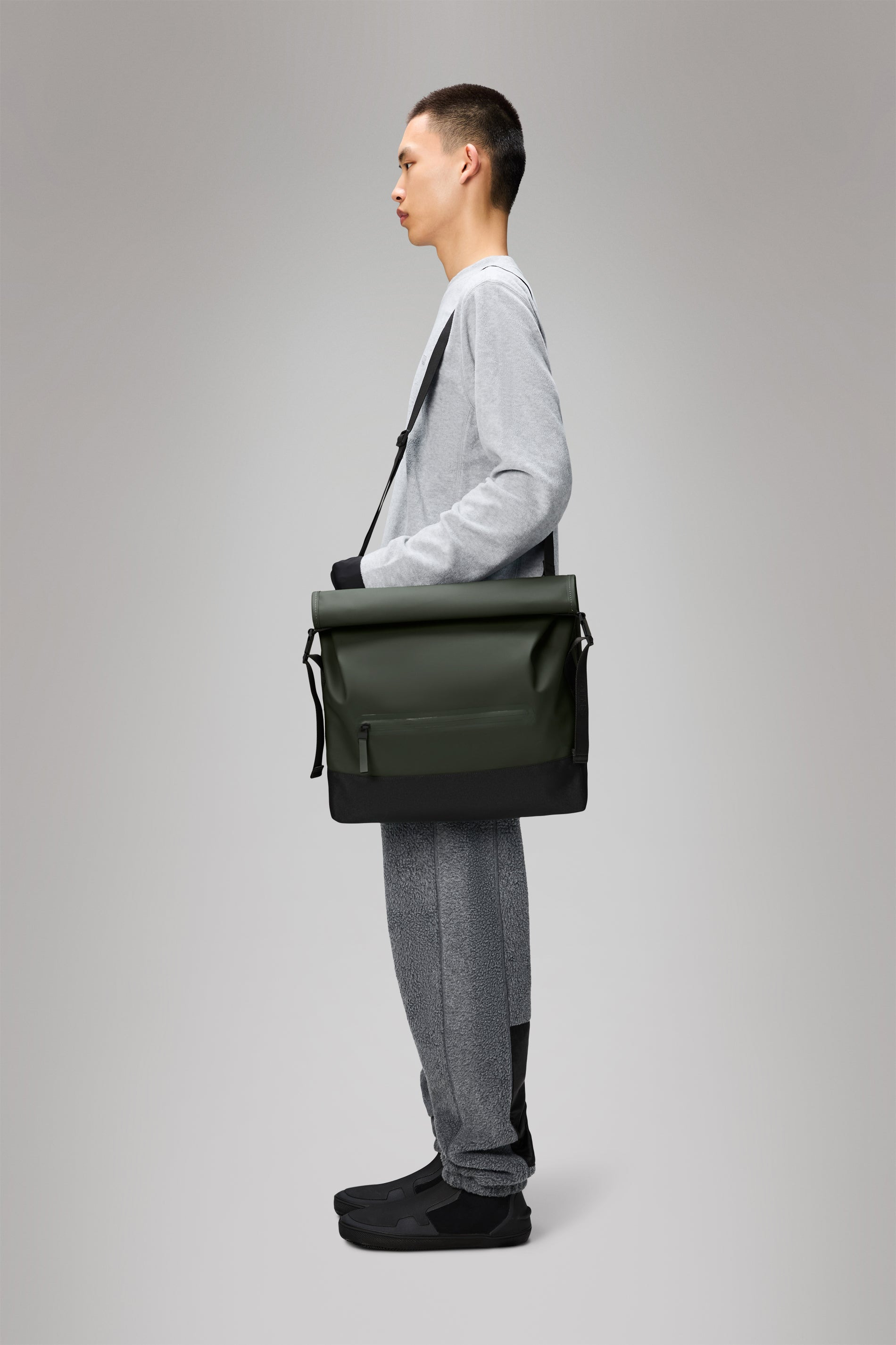 Trail Rolltop Messenger Bag - 2