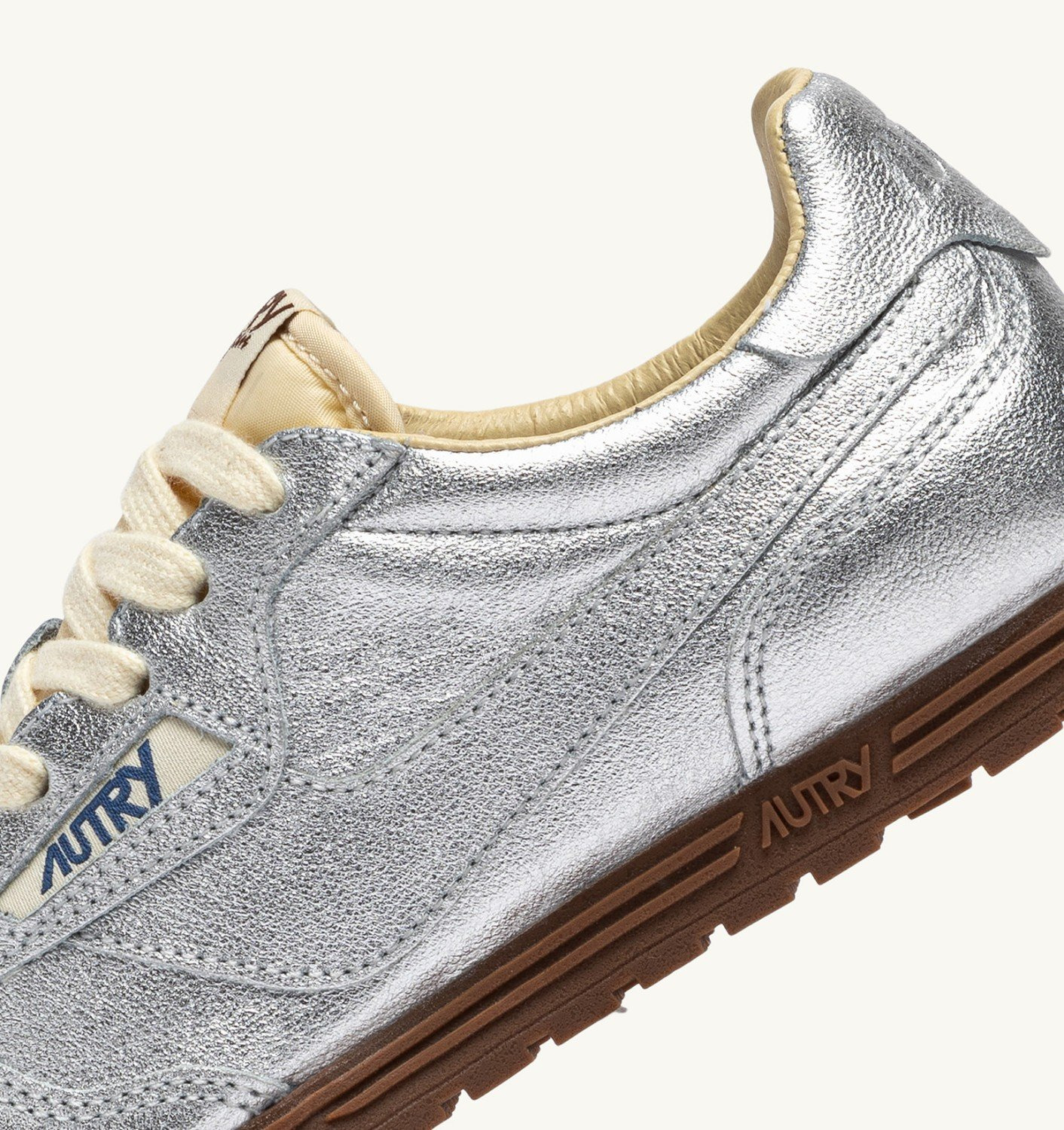WINDSPIN SNEAKERS IN SILVER TONE LAMINATED LEATHER - 6