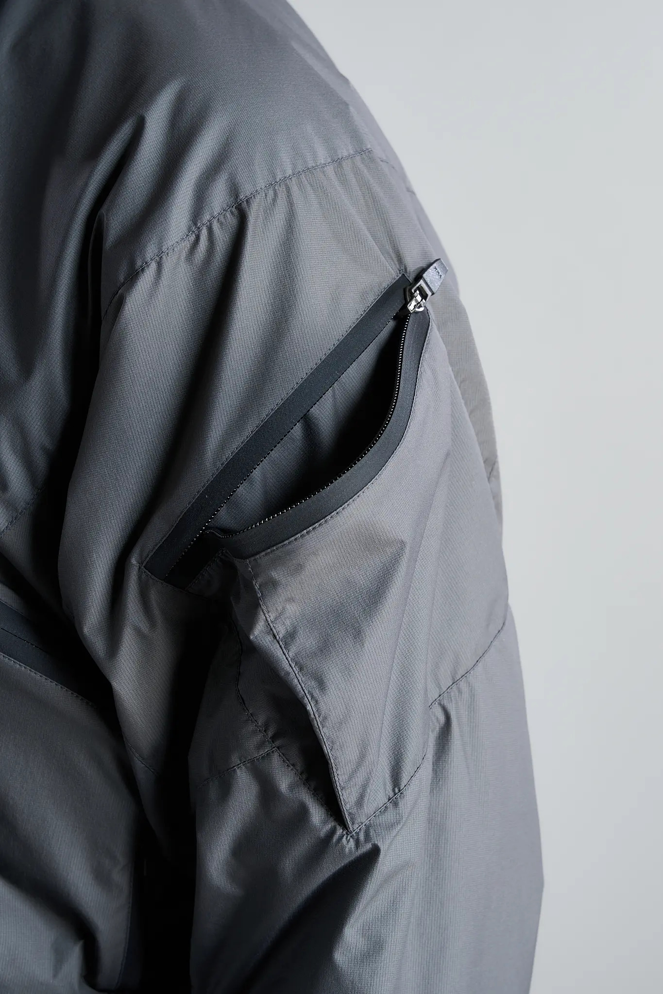 J104U-WS 2L Windstopper® Jacket Gray/Black - 20