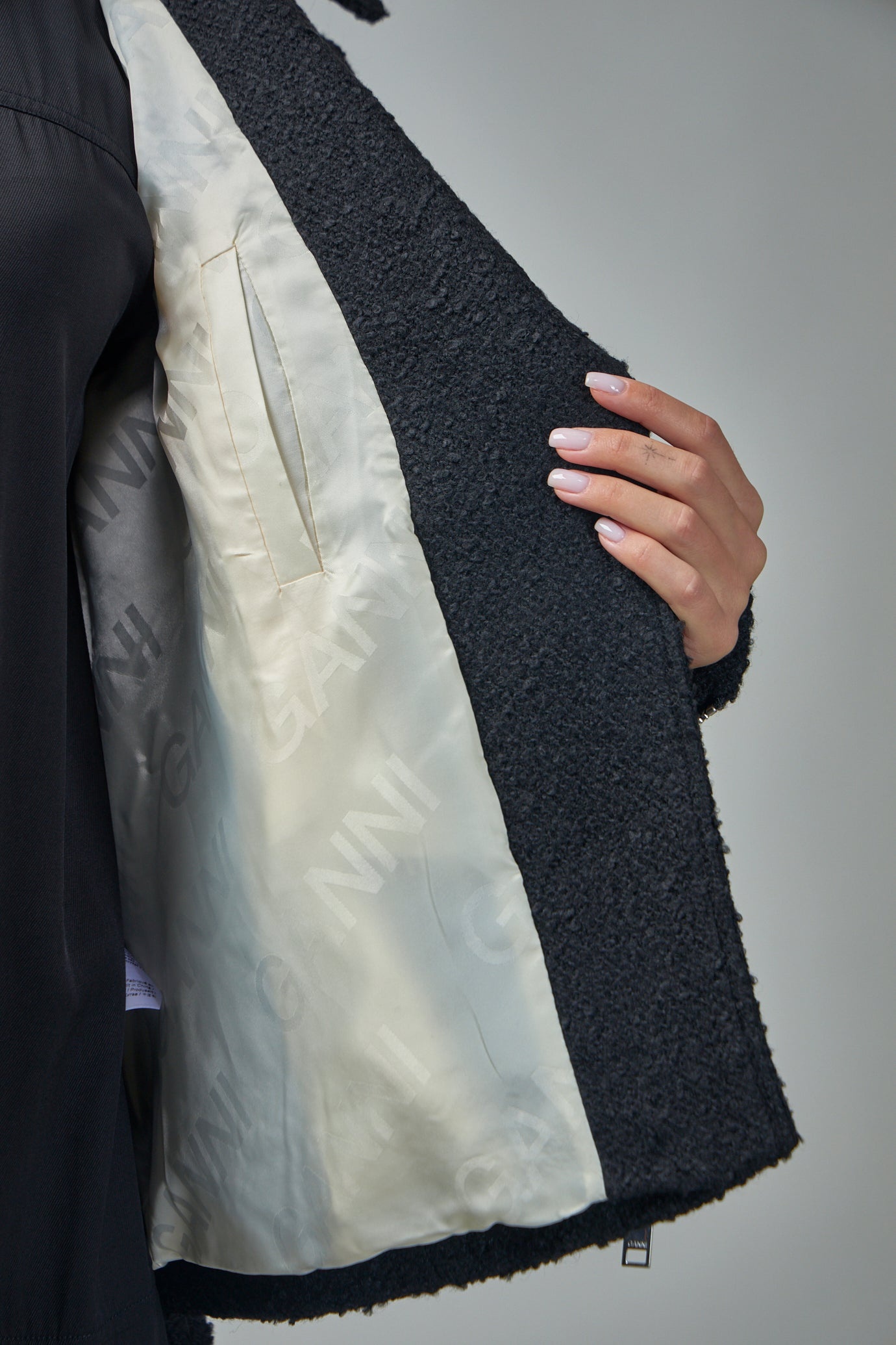 Textured Boucle Wool Jacket - 4