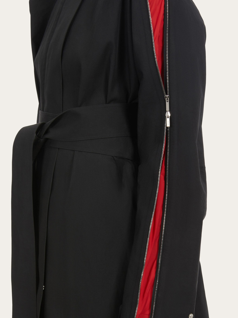 Trench with contrasting inserts 4