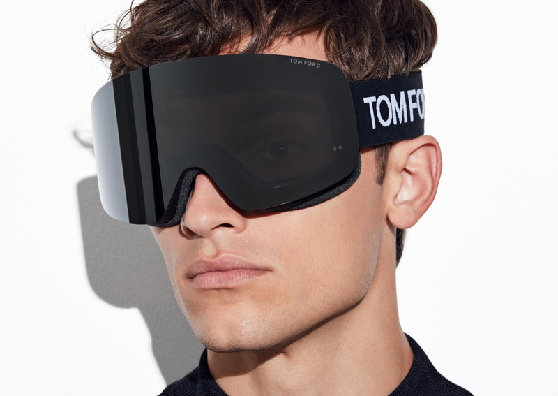 SKI GOGGLES 11