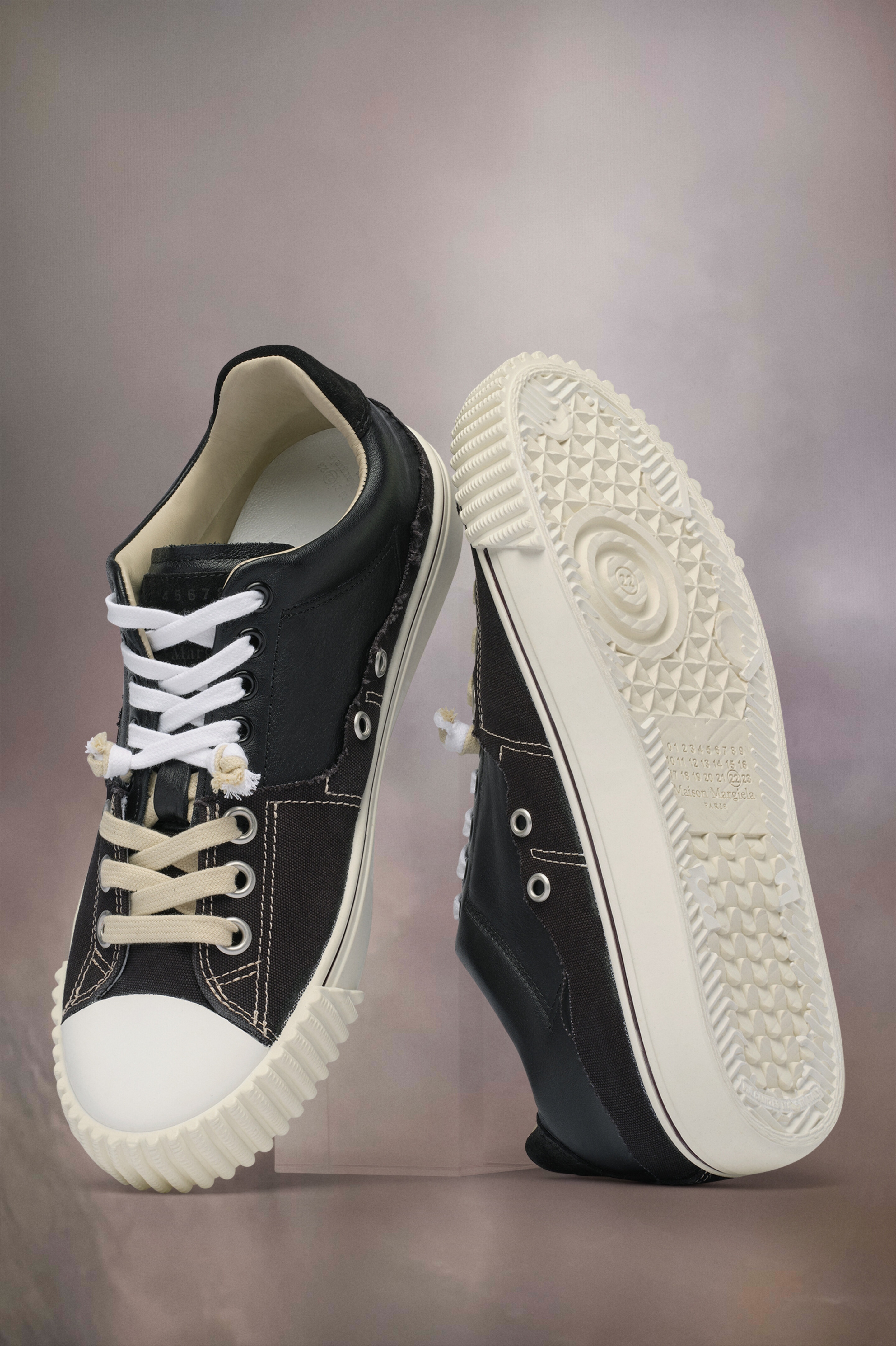 【送料&関税込】Maison Margiela New Evolution Lace-up Sneake s-l400.jpg