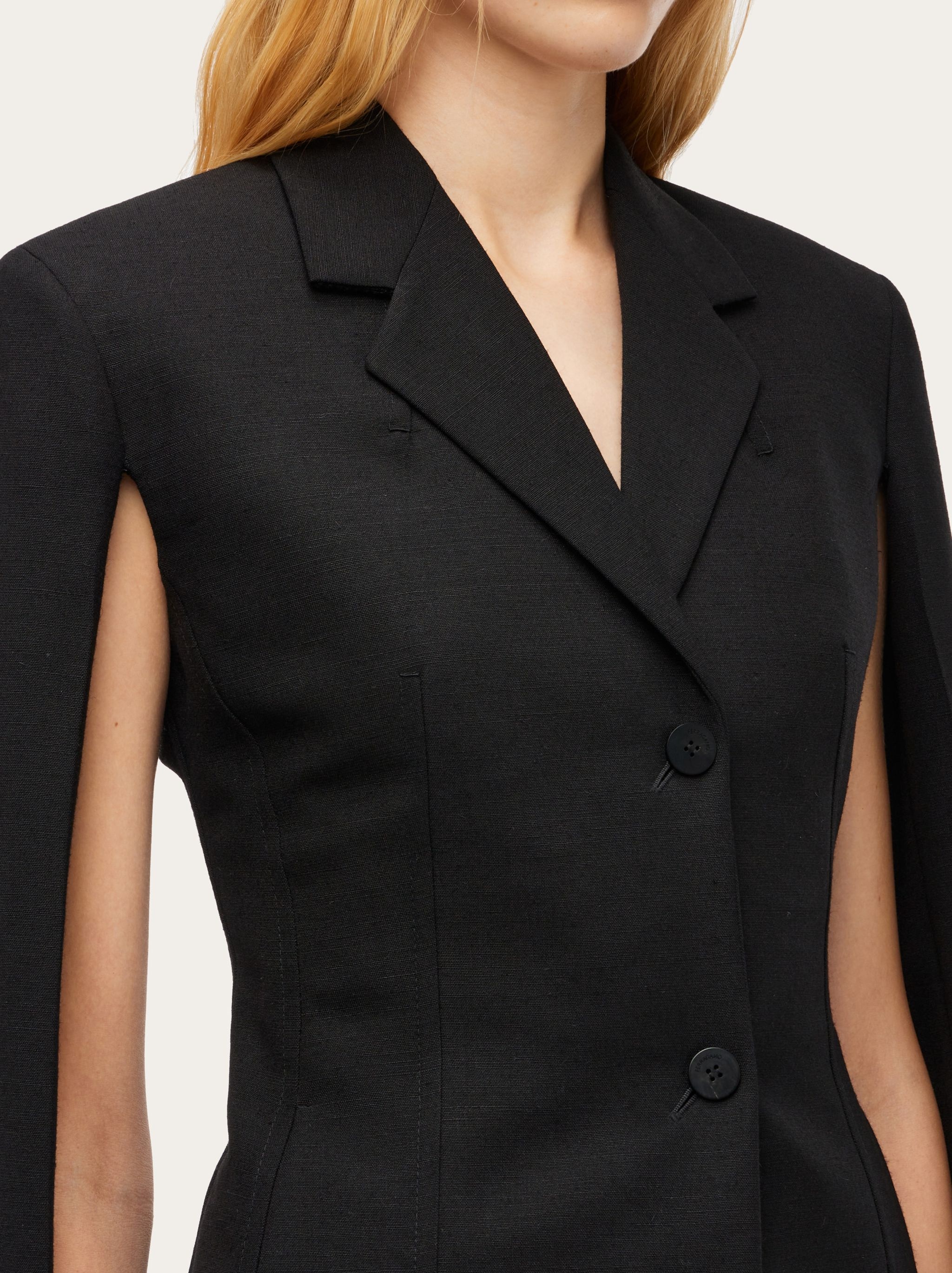 Tailored blazer with cut out - 8