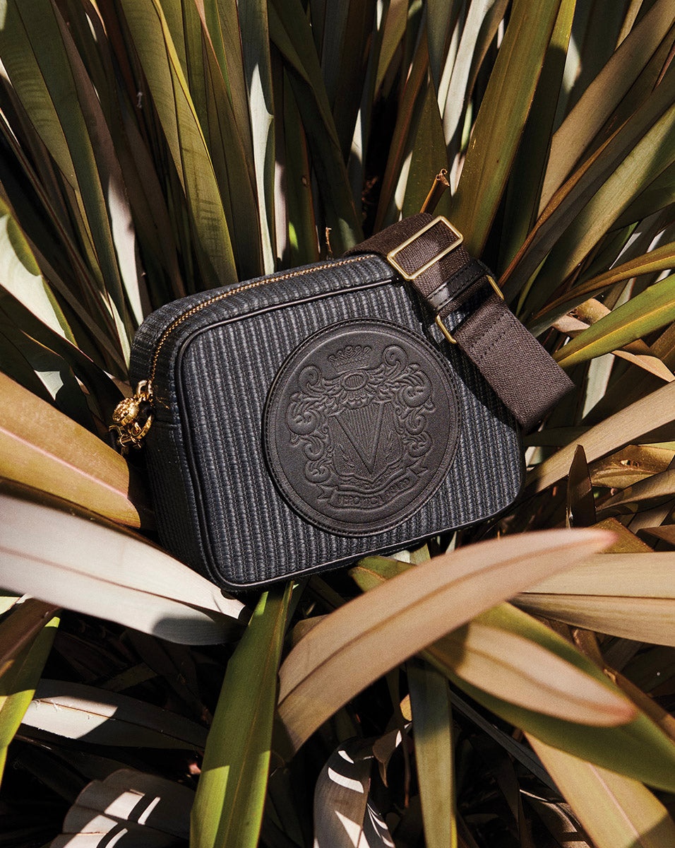 CREST CAMERA BAG - 6