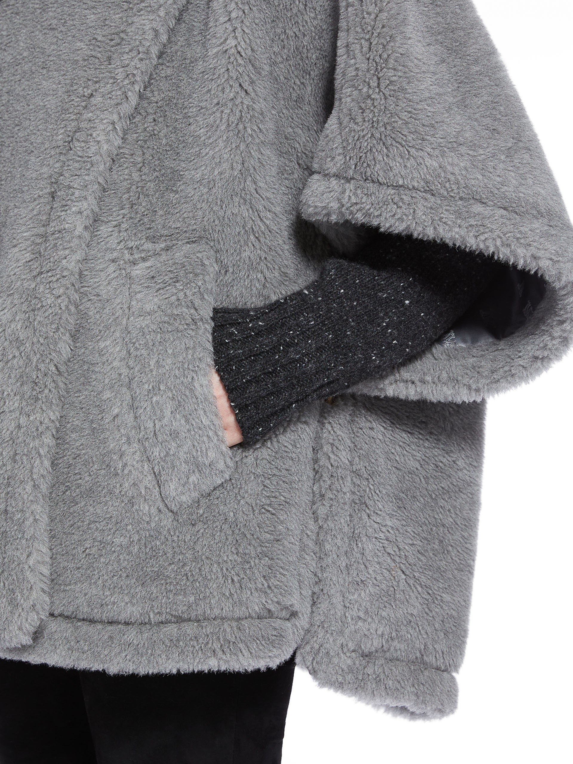 DUSE Alpaca and wool cape - 5