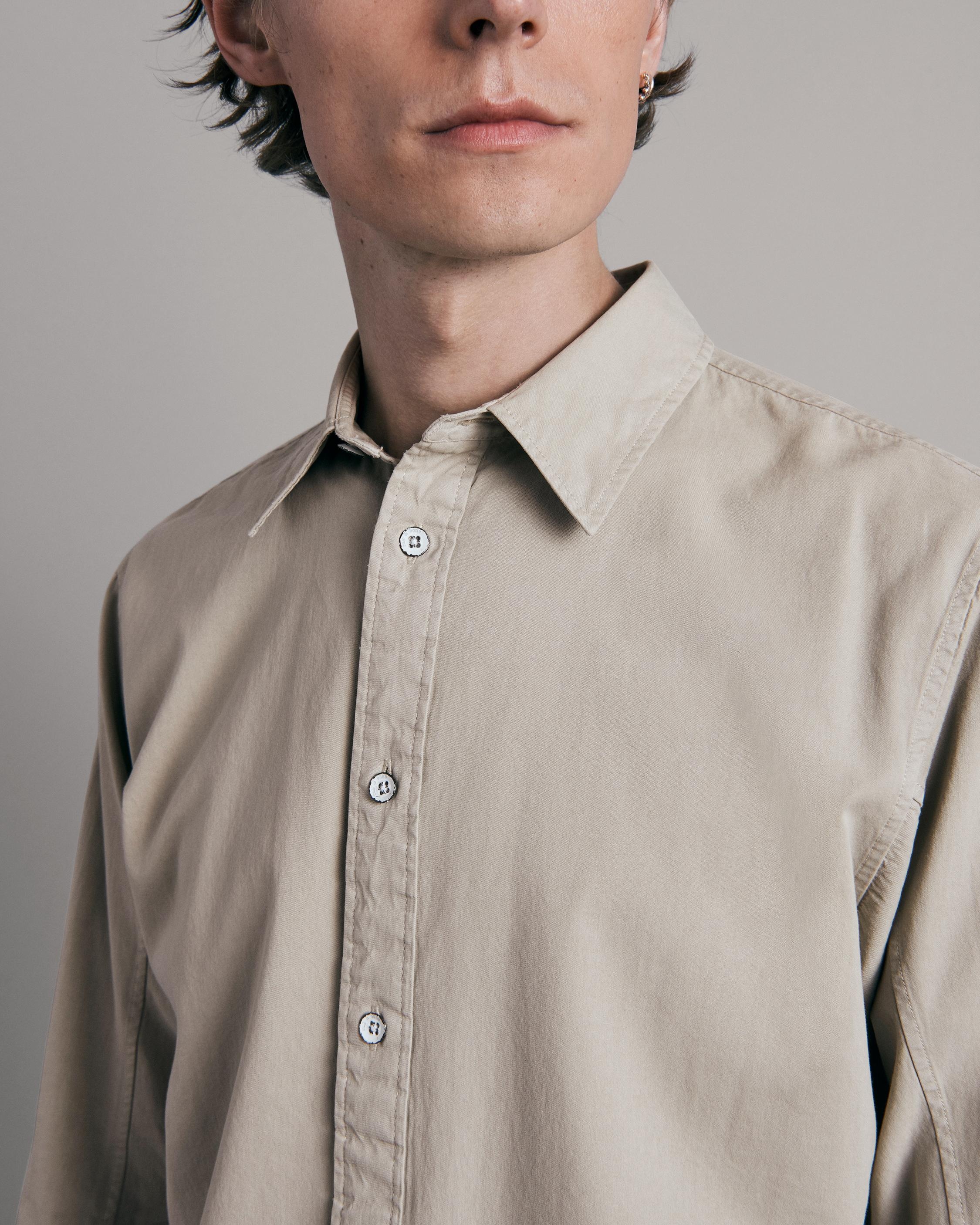 Engineered Cotton Shirt
Classic Fit Shirt - 6