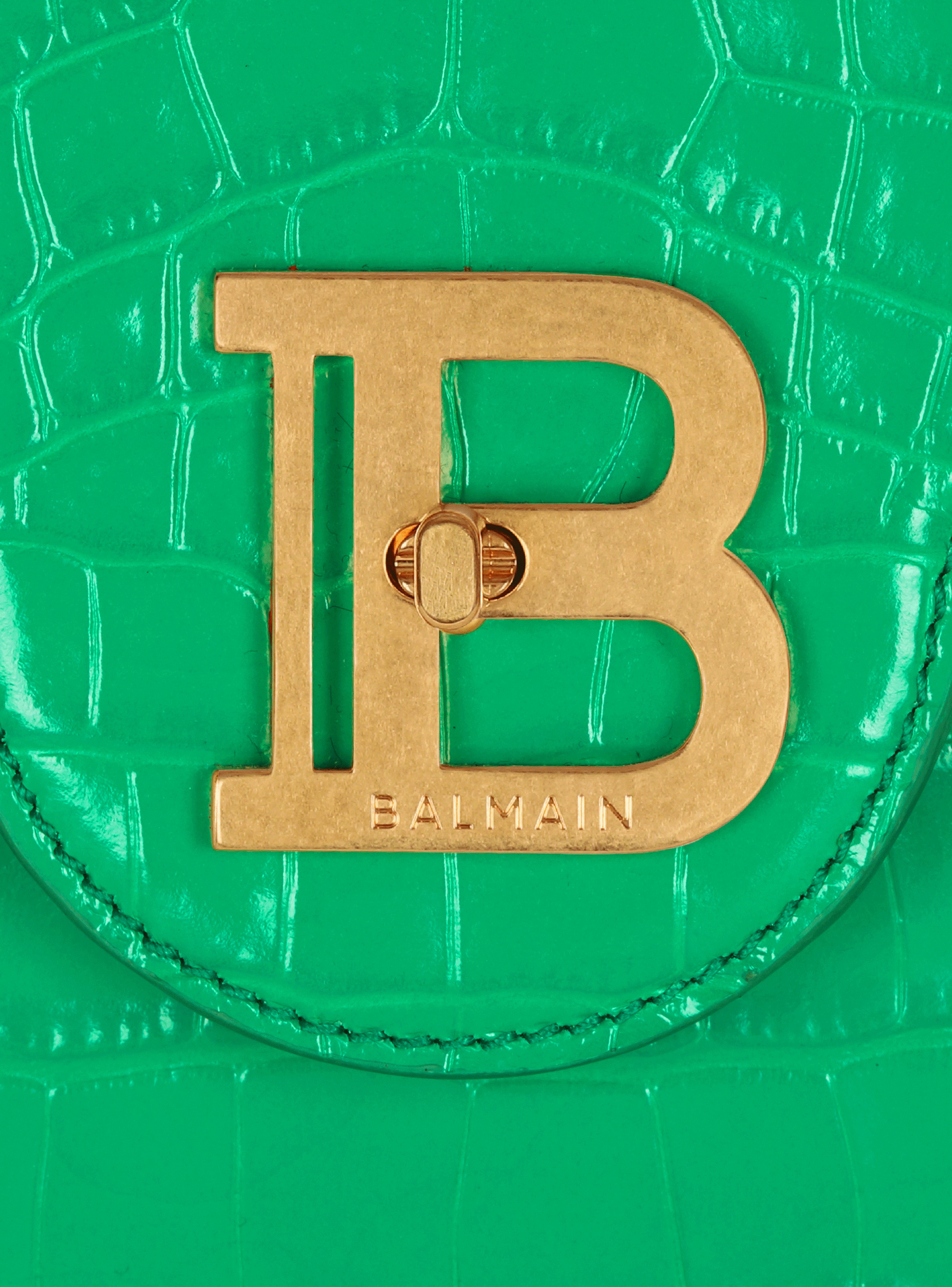B-Buzz Shoulder 24 bag in crocodile-print leather - 7