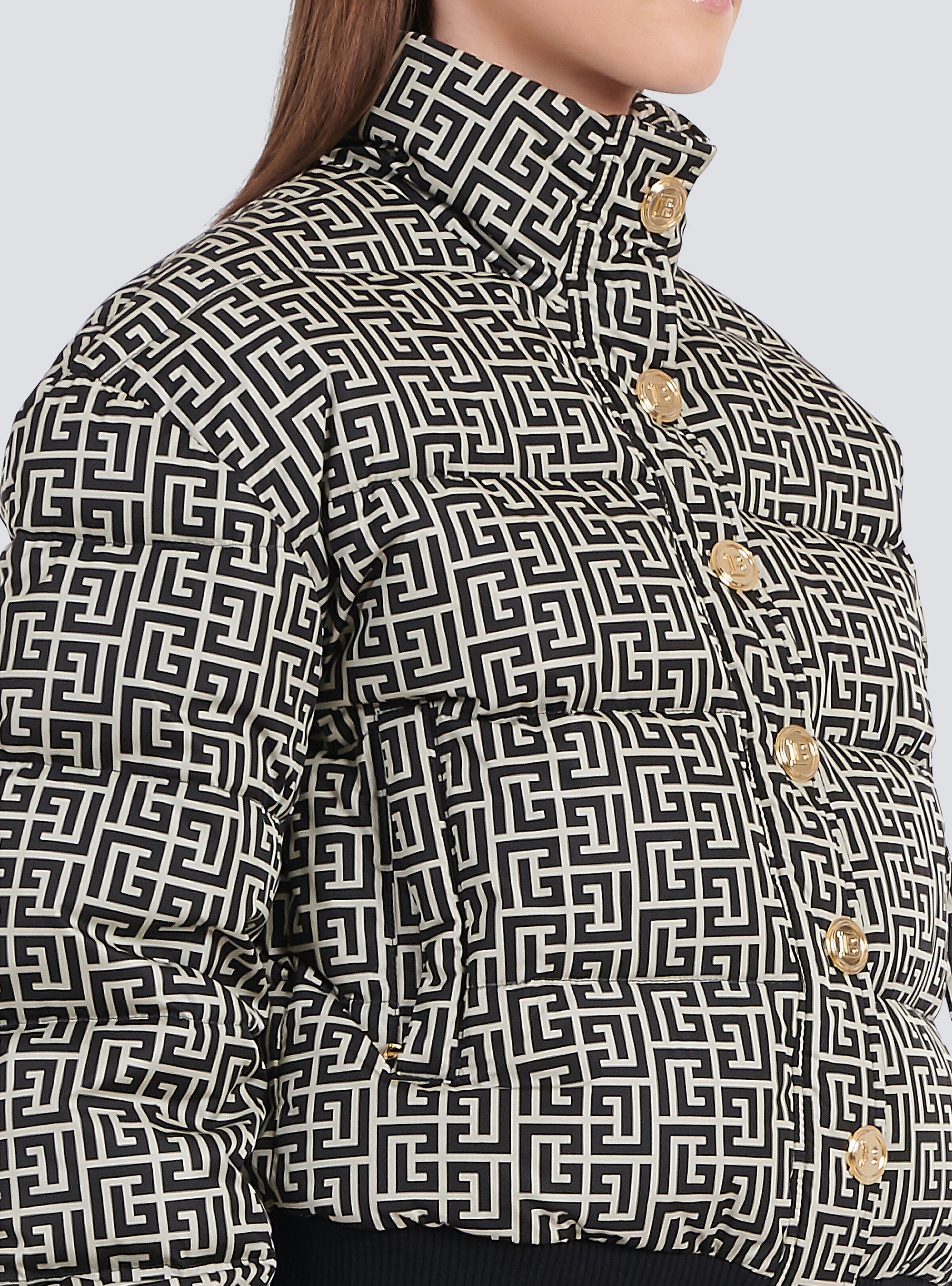 Nylon quilted coat with monogram - 9