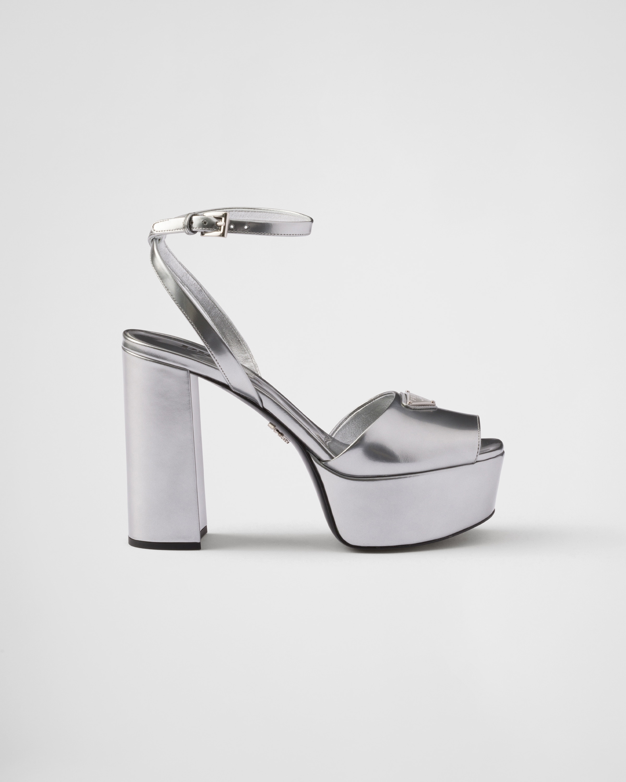 Metallic leather platform sandals - 2
