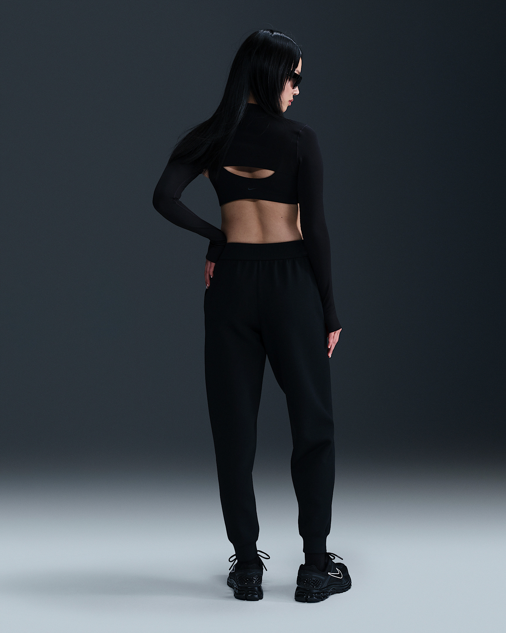 Nike 24.7 ImpossiblySoft Women's Dri-FIT Mid-Rise Joggers - 4