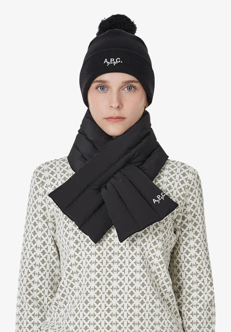 POM-POM BEANIE 1