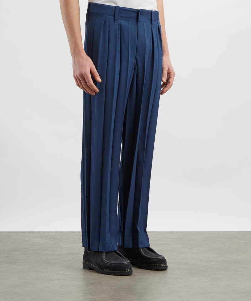 ISSEY MIYAKE EDGE ENSEMBLE Navy Trousers outlook
