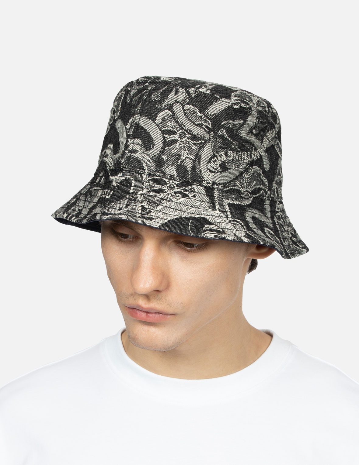 SEAGULL AND KAMON JACQUARD REVERSIBLE BUCKET HAT - 5