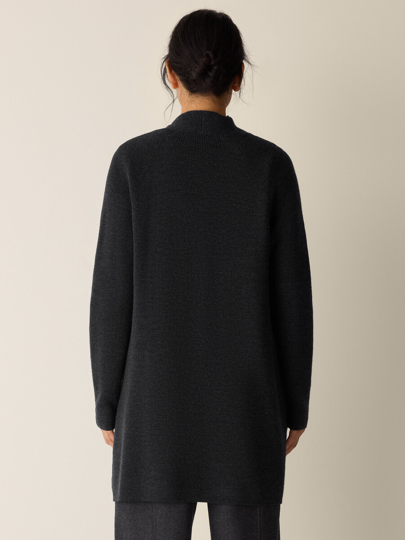 Merino Long Cardigan in Regenerative Wool 4