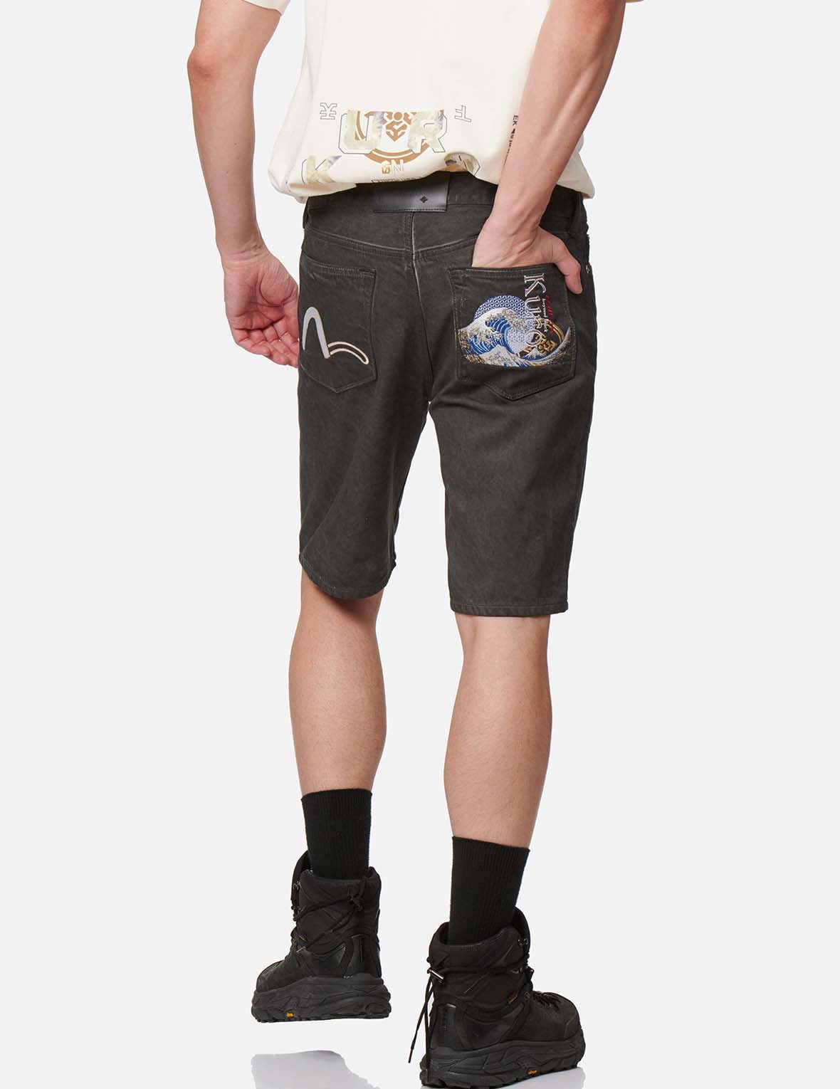 Ukiyo-E and Sashiko Embroidered Denim Shorts - 3