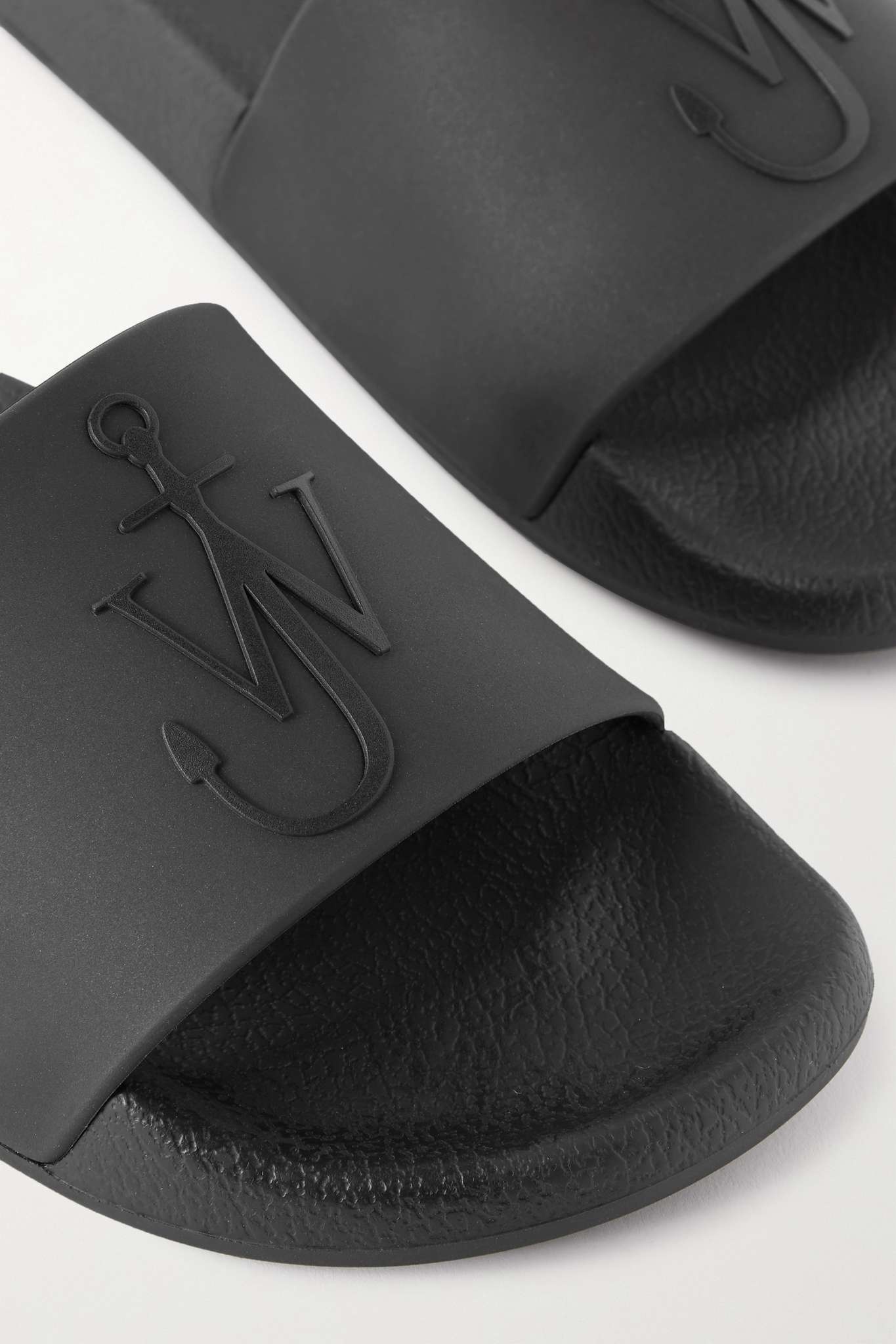 Logo-embossed rubber slides - 4