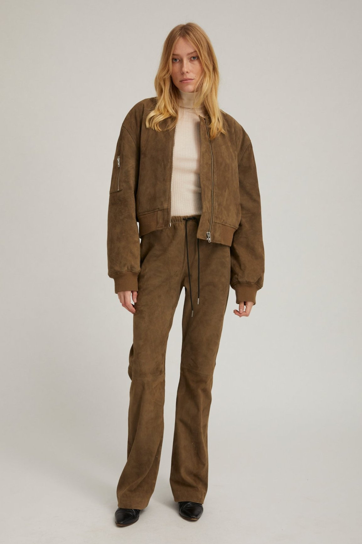 OLIVE SUEDE STRAIGHT LEG PANTS - 4