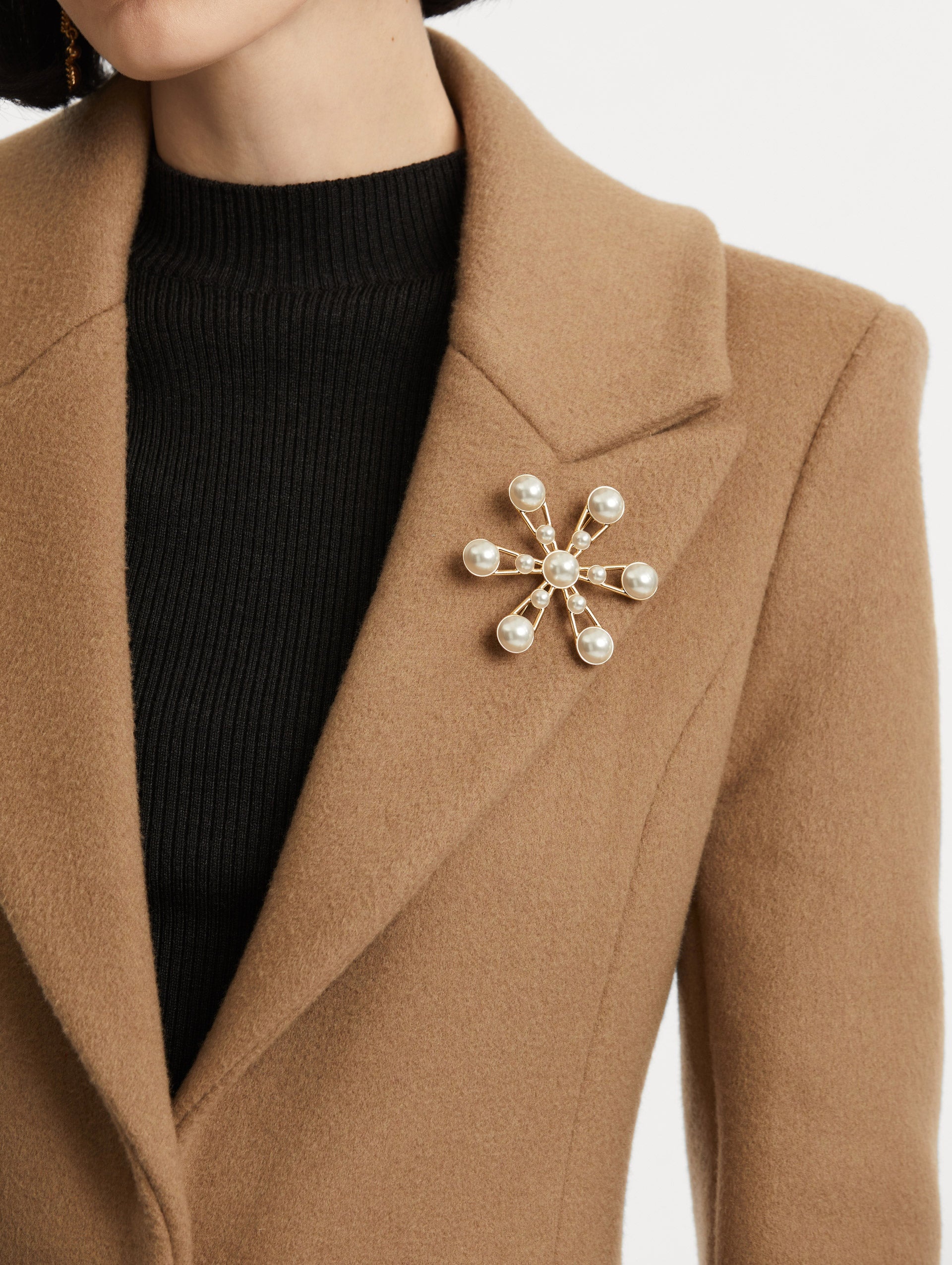 GEOMETRIC PEARL FLOWER BROOCH - 2