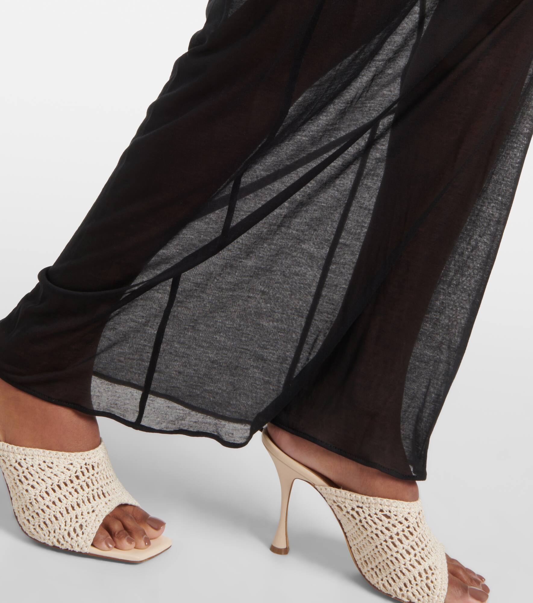 Crochet-trimmed jersey maxi dress - 5