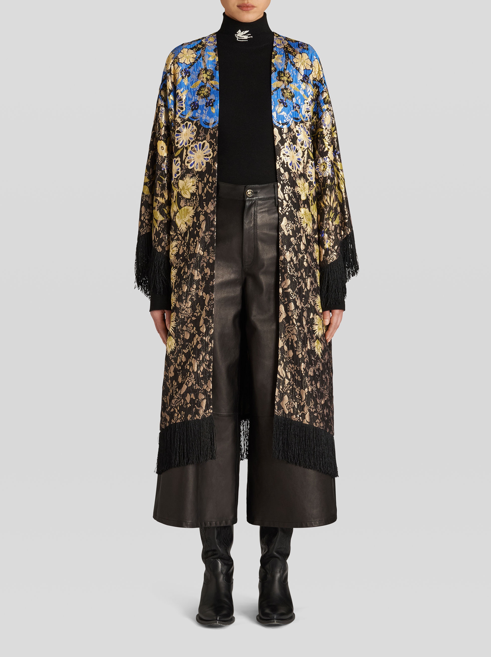 LONG PONCHO WITH FLORAL PRINT - 3