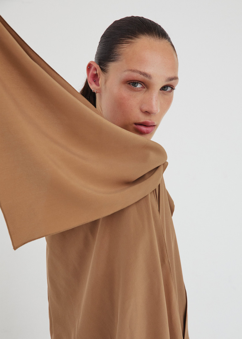DARKPARK Darkpark Georgia Detachable Scarf Silk Shirt - Tobacco outlook