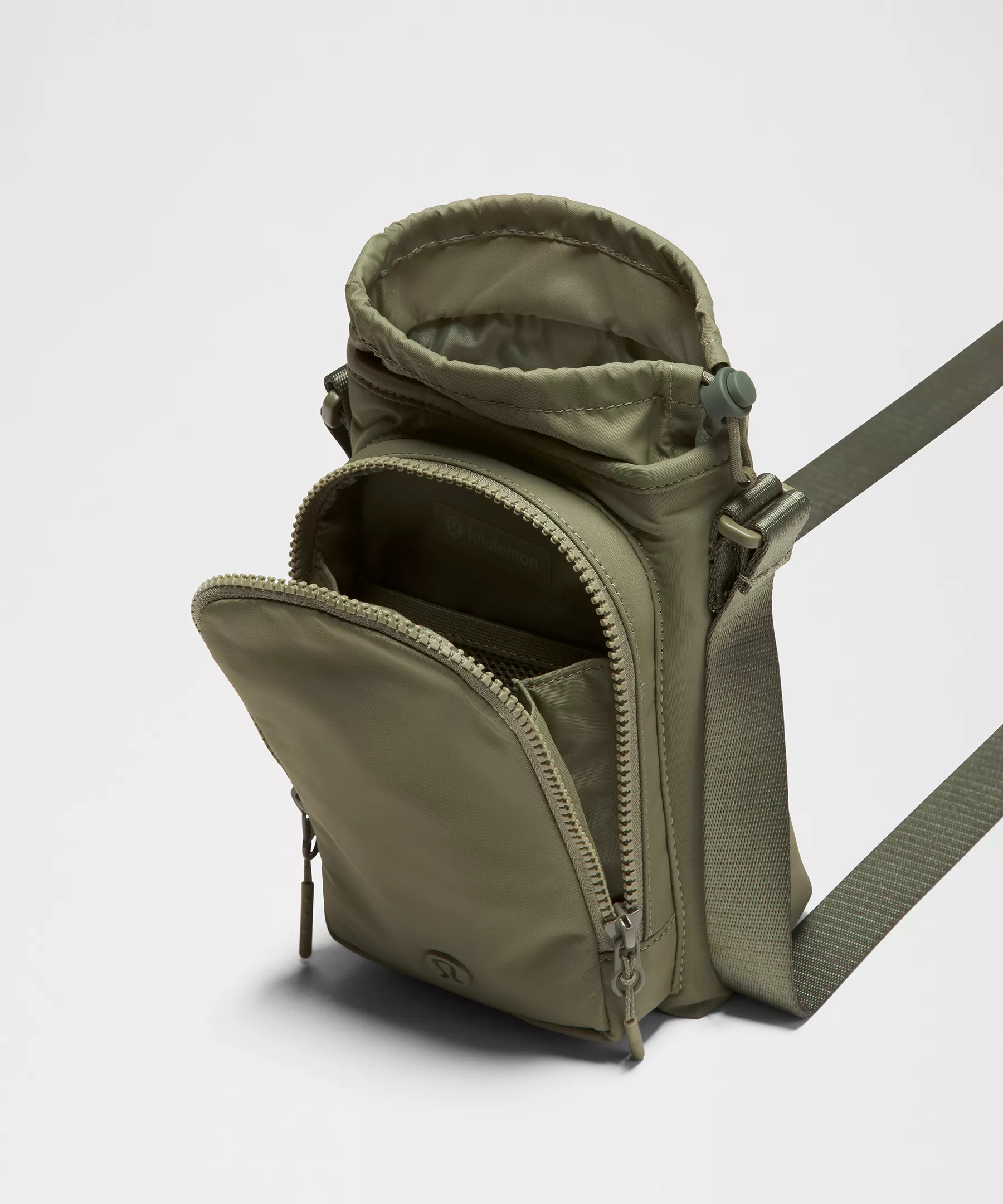 Water Bottle Crossbody with Front Pocket 2L - 4