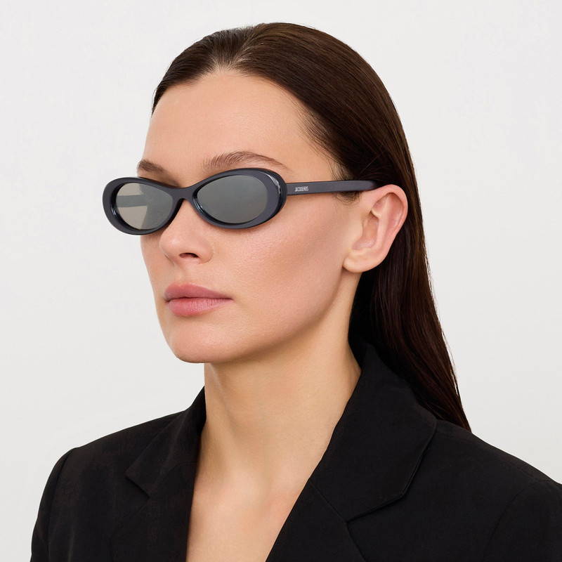 LINDA FARROW Nuvola Sunglasses in Metallic Gunmetal outlook